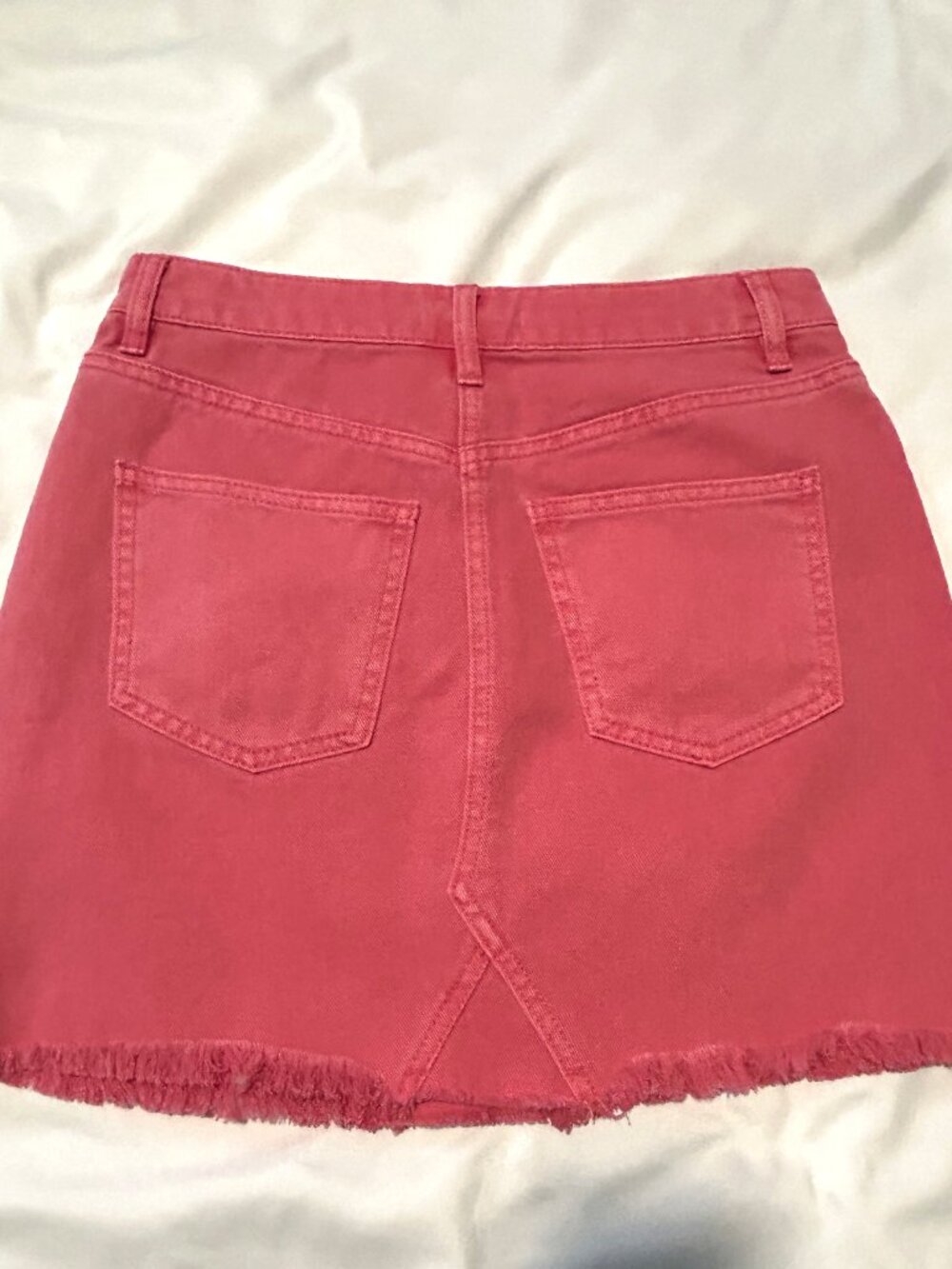 NWT TGLA pink denim mini skirt from Francesca's, size XS - Picture 4 of 6